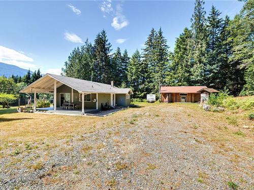 1016 Sayward Rd, Sayward, BC 