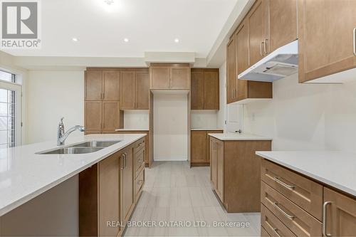 35 Spiers Road, Erin, ON - Indoor Photo Showing Kitchen With Double Sink