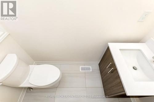 35 Spiers Road, Erin, ON - Indoor Photo Showing Bathroom