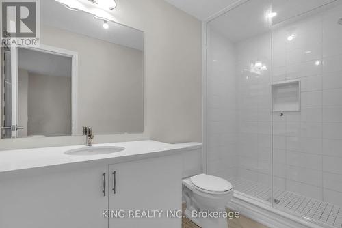 13 Heathrow Lane E, Caledon, ON - Indoor Photo Showing Bathroom