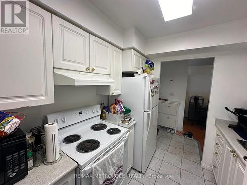 905 - 3 Pemberton Avenue, Toronto, ON - Indoor Photo Showing Kitchen