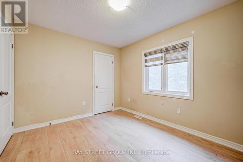 33 Jeffrey Nihda Crescent, Markham, ON - Indoor Photo Showing Other Room