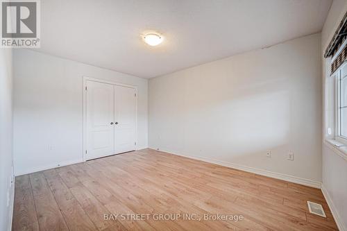 33 Jeffrey Nihda Crescent, Markham, ON - Indoor Photo Showing Other Room