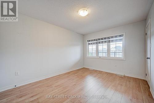 33 Jeffrey Nihda Crescent, Markham, ON - Indoor Photo Showing Other Room