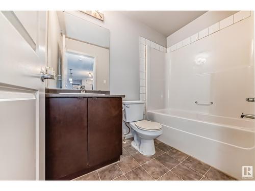 #429 344 Windermere Rd Nw, Edmonton, AB - Indoor Photo Showing Bathroom