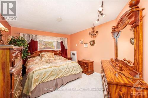 1100 Moffatt Drive, Ottawa, ON - Indoor Photo Showing Bedroom