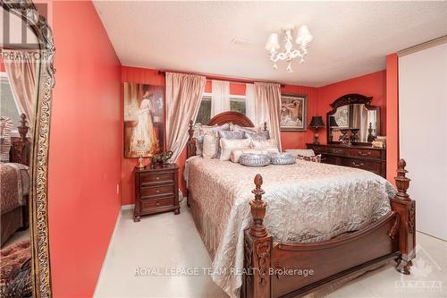 1100 Moffatt Drive, Ottawa, ON - Indoor Photo Showing Bedroom