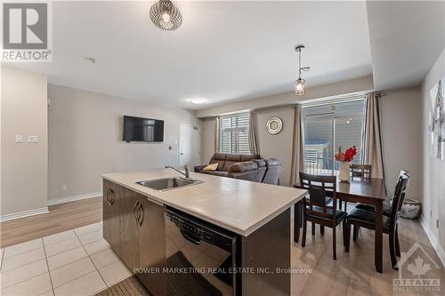 861D Blackcomb, Ottawa, ON - Indoor