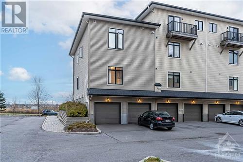 626 Brian Good Avenue Unit#14, Manotick, ON - Outdoor