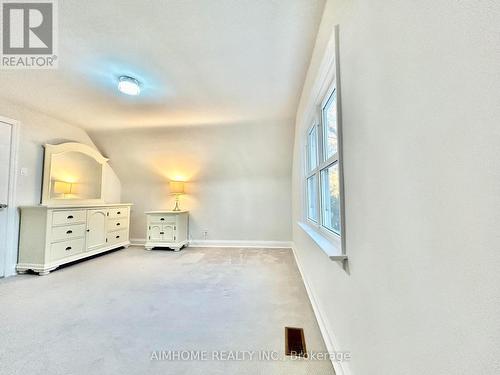 23 Kingswell Crescent, Toronto, ON - Indoor Photo Showing Other Room