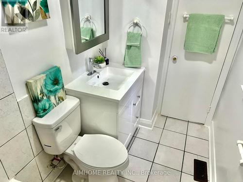 23 Kingswell Crescent, Toronto, ON - Indoor Photo Showing Bathroom