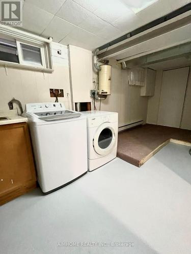 23 Kingswell Crescent, Toronto, ON - Indoor Photo Showing Laundry Room