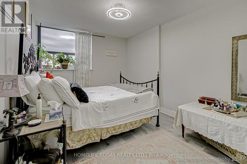 1511 - 100 Wingarden Court, Toronto, ON - Indoor Photo Showing Bedroom