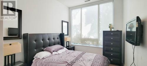 603 - 3525 Kariya Drive, Mississauga, ON - Indoor Photo Showing Bedroom