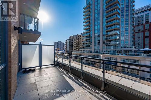 304 - 2060 Lakeshore Road, Burlington, ON - Outdoor With Balcony