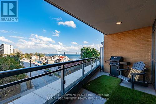 304 - 2060 Lakeshore Road, Burlington, ON - Outdoor With Balcony With Exterior