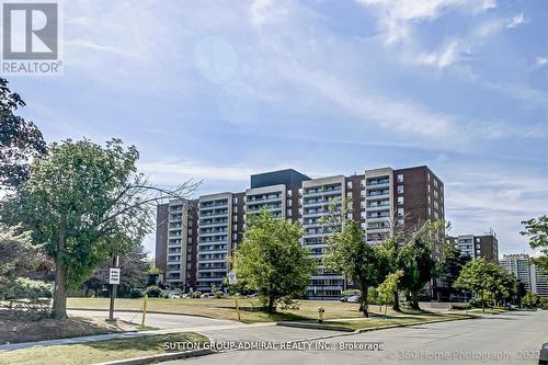 902 - 25 Four Winds Drive, Toronto, ON - Outdoor With Facade