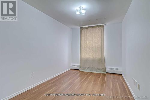 902 - 25 Four Winds Drive, Toronto, ON - Indoor Photo Showing Other Room