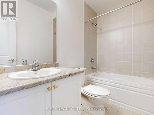 124 Tennant Circle, Vaughan, ON - Indoor Photo Showing Bathroom