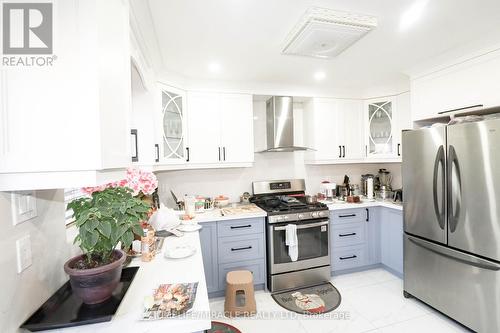 5350 Dryden Avenue, Burlington, ON - Indoor Photo Showing Kitchen