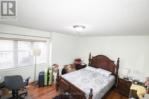 5350 Dryden Avenue, Burlington, ON - Indoor Photo Showing Bedroom