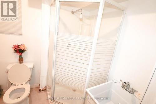 5350 Dryden Avenue, Burlington, ON - Indoor Photo Showing Bathroom