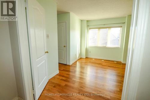 5350 Dryden Avenue, Burlington, ON - Indoor Photo Showing Other Room