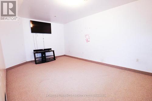 5350 Dryden Avenue, Burlington, ON - Indoor Photo Showing Other Room