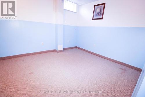 5350 Dryden Avenue, Burlington, ON - Indoor Photo Showing Other Room