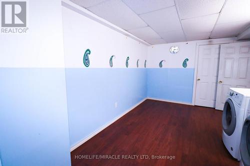 5350 Dryden Avenue, Burlington, ON - Indoor Photo Showing Laundry Room