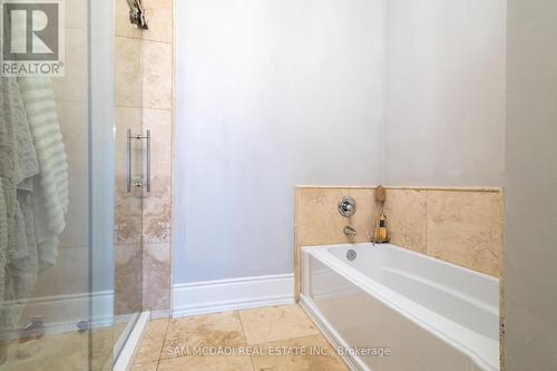 6195 Milburough Line, Burlington, ON - Indoor Photo Showing Bathroom