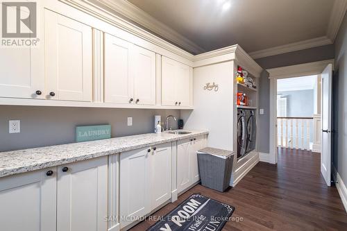 6195 Milburough Line, Burlington, ON - Indoor Photo Showing Kitchen