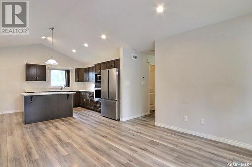 640 8Th Street Nw, Prince Albert, SK - Indoor Photo Showing Kitchen