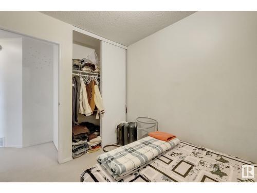 #20 1580 Mill Woods E Nw, Edmonton, AB - Indoor Photo Showing Other Room