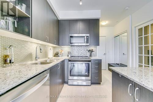 902 - 4655 Glen Erin Drive, Mississauga, ON - Indoor Photo Showing Kitchen With Double Sink With Upgraded Kitchen