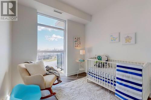 418 - 600 North Service Road, Hamilton, ON - Indoor Photo Showing Bedroom