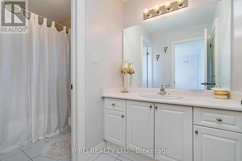 44 Orchard Drive, Mono, ON - Indoor Photo Showing Bathroom