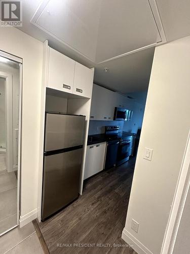 809 - 652 Princess Street, Kingston, ON - Indoor Photo Showing Kitchen