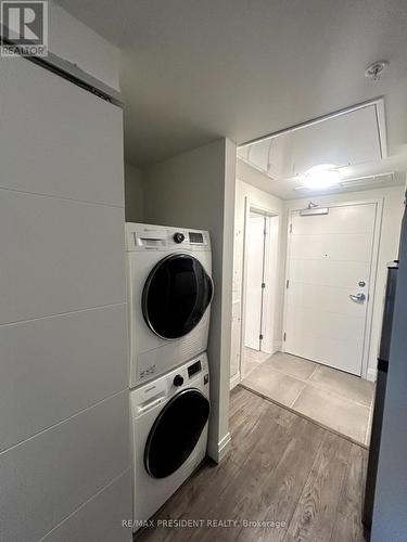 809 - 652 Princess Street, Kingston, ON - Indoor Photo Showing Laundry Room