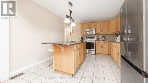 364 Roselawn Place, Waterloo, ON - Indoor Photo Showing Kitchen