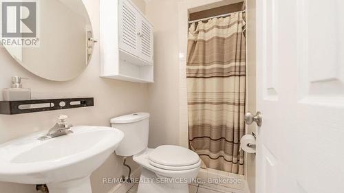 364 Roselawn Place, Waterloo, ON - Indoor Photo Showing Bathroom