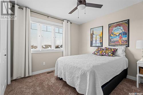 19 Wellington Place, Moose Jaw, SK - Indoor Photo Showing Bedroom