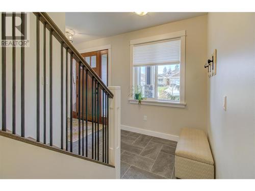 1280 24 Street Se, Salmon Arm, BC - Indoor Photo Showing Other Room