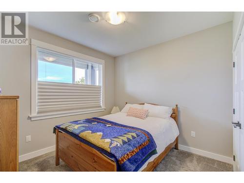 1280 24 Street Se, Salmon Arm, BC - Indoor Photo Showing Bedroom