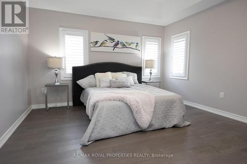 8 Louis Way, Scugog, ON - Indoor Photo Showing Bedroom