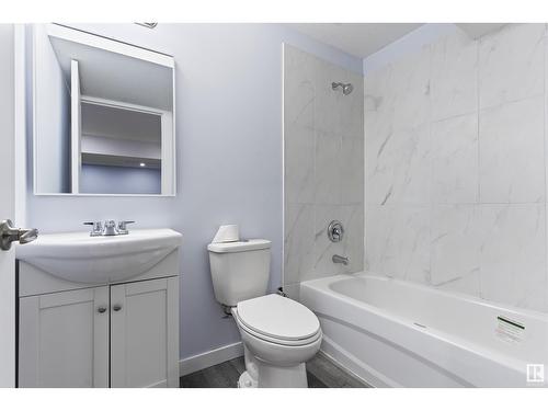 3104 16 Av Nw, Edmonton, AB - Indoor Photo Showing Bathroom