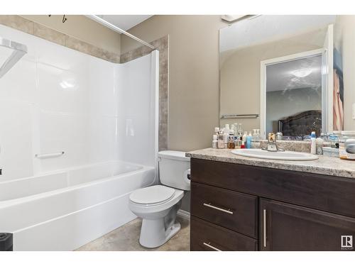 3104 16 Av Nw, Edmonton, AB - Indoor Photo Showing Bathroom