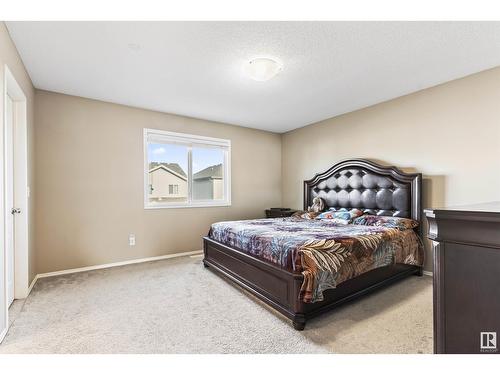 3104 16 Av Nw, Edmonton, AB - Indoor Photo Showing Bedroom