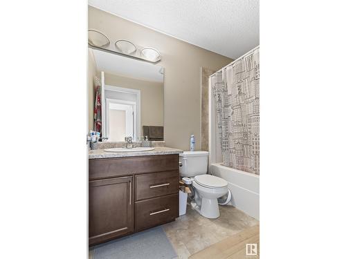 3104 16 Av Nw, Edmonton, AB - Indoor Photo Showing Bathroom