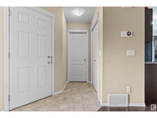 3104 16 Av Nw, Edmonton, AB - Indoor Photo Showing Other Room